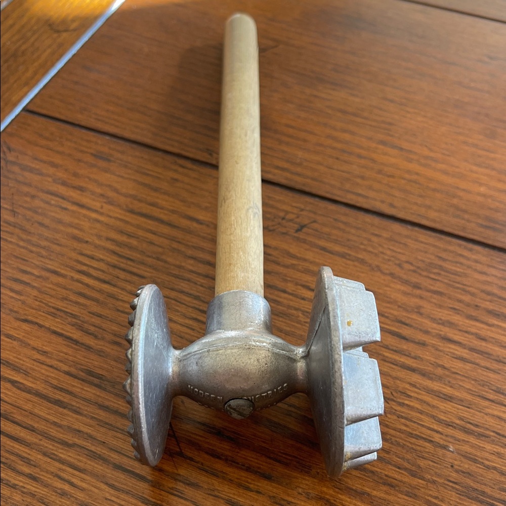 Vintage Modern Industries Meat Tenderizer Cubing Hammer Des Moines IA - Picture 2 of 7